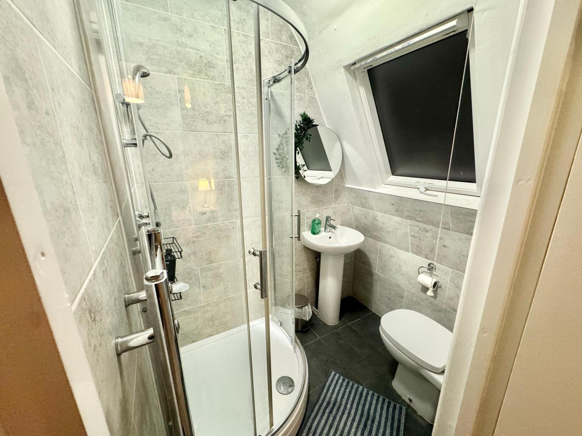Modern En-Suite Rooms By Finsbury Park Station 8 Mins To King'S Cross By Tube Londres Exterior foto